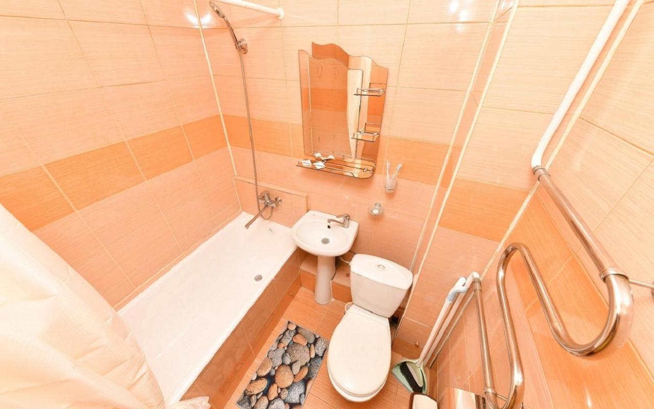 Апартаменты 11-Й Микрорайон, 4 Almaty Eksteriør billede